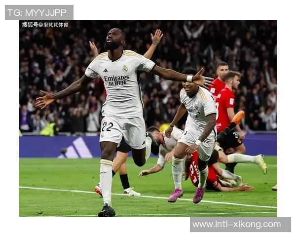 皇马急速下滑背后真相揭秘七大失误包括放走魔笛与拒签中场 皇马急速下滑背后真相揭秘七大失误包括放走魔笛与拒签中场