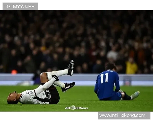 拉维亚在切尔西U21比赛中半场被换下上半场遭遇凶狠铲球影响表现