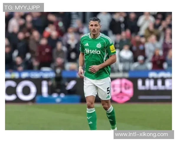 切尔西内部讨论决定在转会窗口寻找新中卫以增强防线实力 切尔西内部讨论决定在转会窗口寻找新中卫以增强防线实力